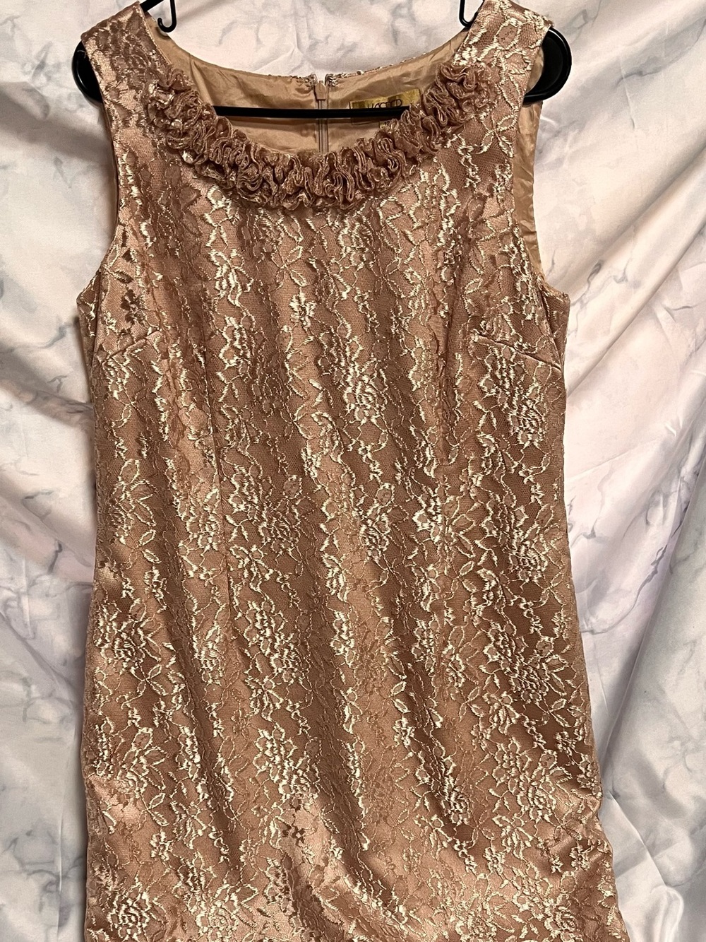 Elegant Kasper Lace Sheath Dress with Cropped  Jacket in Gold Lace size 12